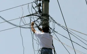 CFE multará hasta con 3.3 mdp a quien instale “diablitos”