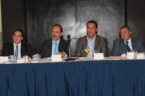 Pide RMV permanencia de Gustavo Madero en dirigencia del PAN