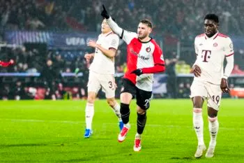 Con doblete de Santiago Giménez, Feyenoord clasifica a la siguiente ronda de la Champions League