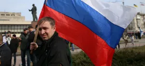Parlamento de Crimea avala adhesión a Rusia