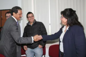 Presentan investigadores de la FCE al rector proyectos sustentables, creativos y de innovación tecno