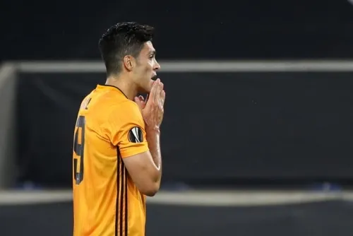 Con penal fallado de Raúl Jímenez, Wolverhampton queda eliminado de la Europa League