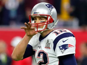 Valúan en 500 mil dólares camiseta perdida de Brady