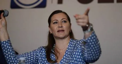 Exhibe Martha Erika Alonso pobreza discursiva y tolerancia forzada hacia Eduardo Rivera