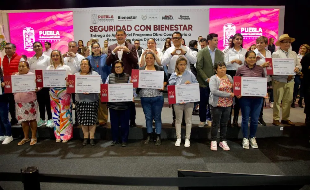 Congreso Pue Entrega Apoyos Programa Obra Comunitaria