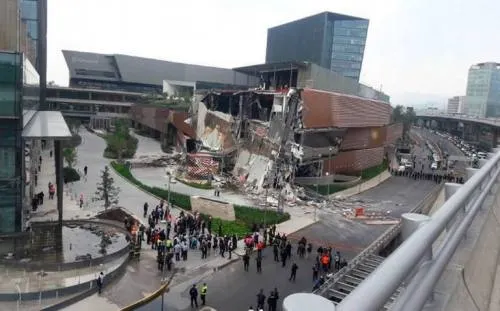 Colapso en plaza Artz Pedregal fue por mal diseño estructural: Fiscalía capitalina