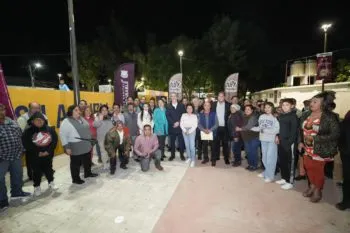 Entrega Ayuntamiento modernización de luminarias en puntos de San Baltazar Campeche y La Libertad