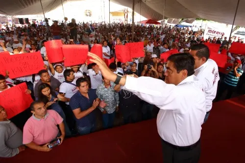 Reestructurar policía estatal y policías municipales en 100 días, ofrece Barbosa