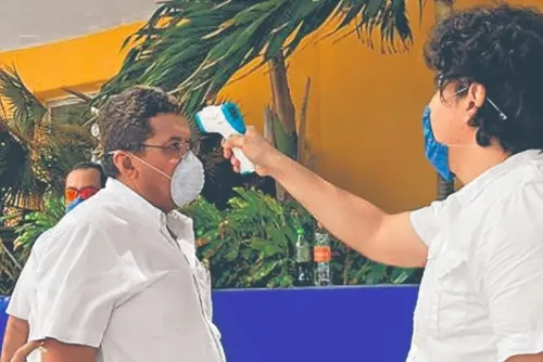 Playas de Acapulco y Zihuatanejo seguirán con filtro