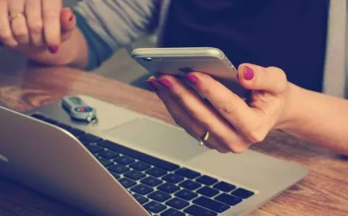 Periodismo digital gana en EU, redacciones tradicionales agonizan