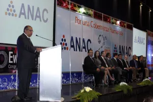 Rafael Moreno Valle desairó a alcaldes panistas de la Anac