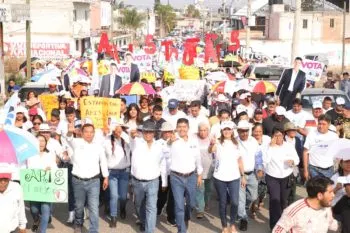 En Ocoyucan, Eduardo Rivera respalda a Aristóteles Campos tras ataque a su equipo de campaña
