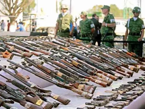 Llegan a México al año 213 mil armas; contrabando ilegal desde EU