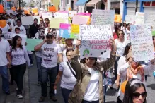 Más de 800 personas marchan en Puebla contra maltrato animal