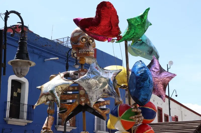 catrina-globero-festival-internacional-valle-de-catrinas