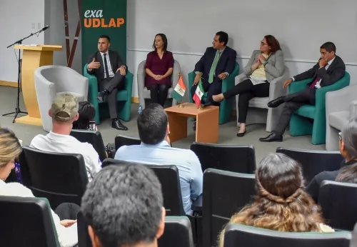 UDLAP y Volkswagen Financial Services unen esfuerzos