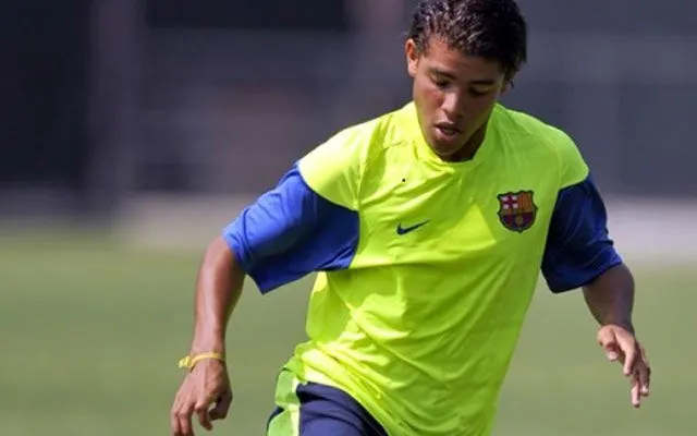 Sevilla espera la decisión de Jonathan dos Santos