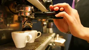 Cafeína bloquea y alivia efectos de las drogas