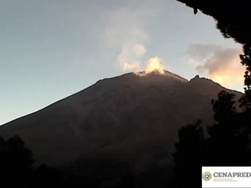 Emite ‘Don Goyo’ 118 exhalaciones en 24 horas