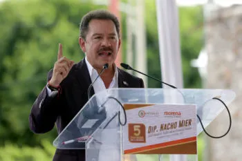 Rinde Ignacio Mier su informe legislativo; destaca presencia de diputados federales