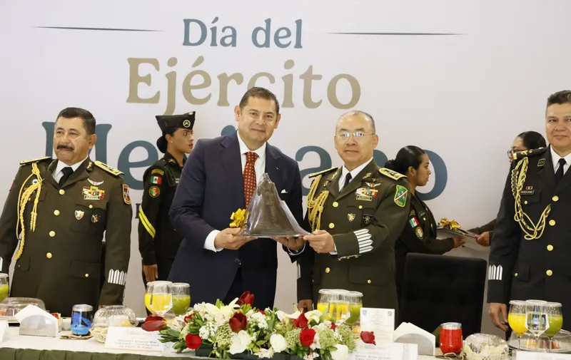 Ejército Mexicano garantiza la paz y la soberanía nacional: Armenta