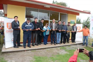 Entregan San Pedro y Conafe obra educativa en Tlautla