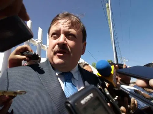 Secretario de Seguridad de Teziutlán no será separado del cargo ante acusaciones de Los Zetas