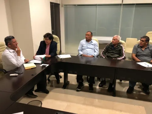 Autoridades y vecinos acuerdan priorizar obras al sur de la ciudad