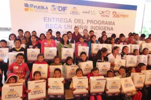 Fortalece SEDIF acciones en beneficio de habitantes de Ajalpan