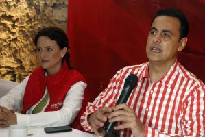 Nancy de la Sierra denuncia campaña de desprestigio; pedirá intervención del INE‏