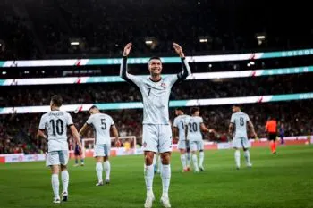 Cristiano Ronaldo llega a 900 goles y San Marino gana por primera vez un juego oficial 