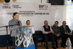 SMDIF brinda oportunidades educativas a niños en situación de calle