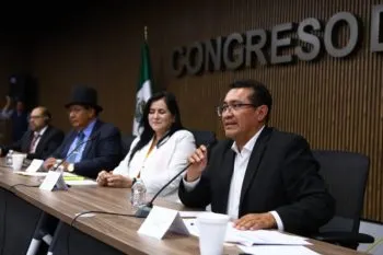 Realizan en el Congreso de Puebla conferencia sobre “Control de Convencionalidad y Constitucionalidad en Materia de Amparo”