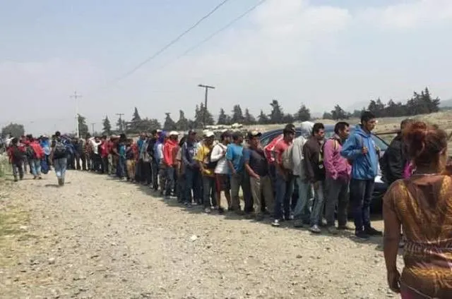 Rescatan a 48 migrantes en Acajete
