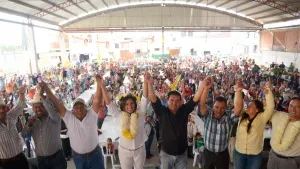 Desarrollo de agroproyectos, propone Roxana para impulso al campo