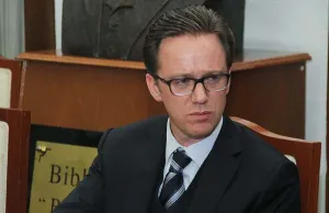 Banck Serrato aún no define si solicitarán créditos ante recortes