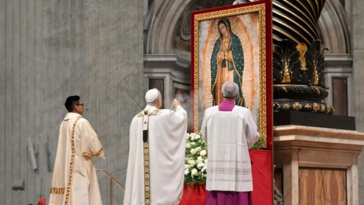 Papa León XIV eleva plegaria por jóvenes, familias y naciones ante la Virgen de Guadalupe