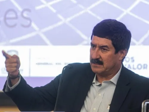 Adelanta Corral “inminente” extradición de César Duarte