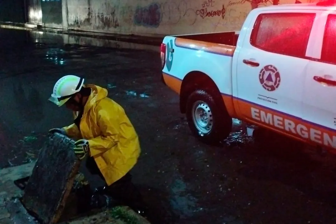 Lluvia Encharcamiento Col Cristobal Colon