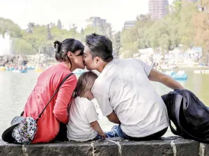 Divorcio en el PRI por las bodas gay; PAN manipuló iniciativa presidencial, acusan