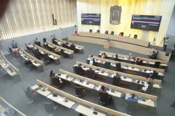 Avala Congreso de Puebla reformas para la creación de sedes regionales de la Universidad de la Salud