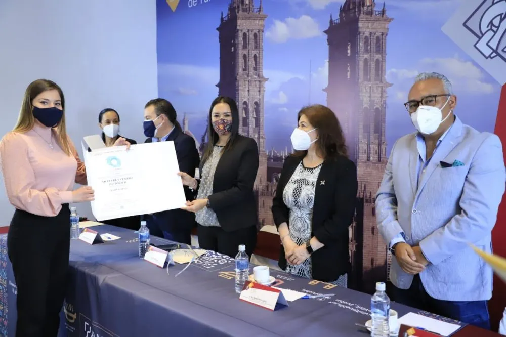 Otorgan certificación Punto Limpio a empresas turísticas de Puebla
