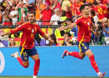 España elimina al anfitrión y clasifica a las semifinales de la Eurocopa 