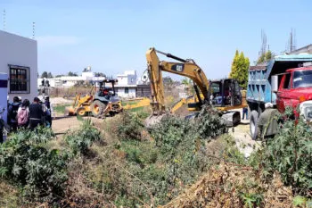 Inicia Ayuntamiento de San Andrés Cholula limpieza de la zanja Actipan