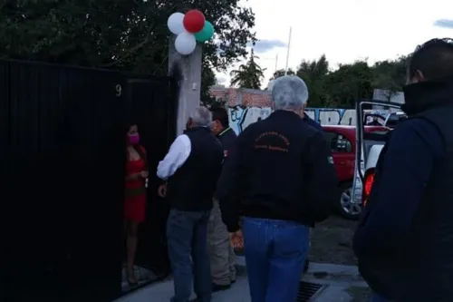 Olvidan al Covid y arman fiestón patrio con 100 personas