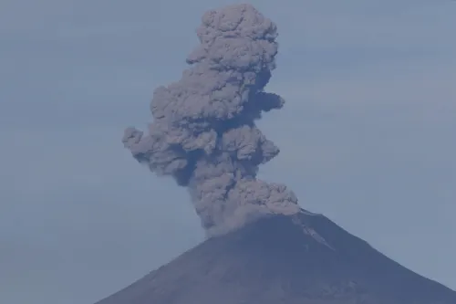 Registró el Popocatépetl actividad moderada en las últimas horas
