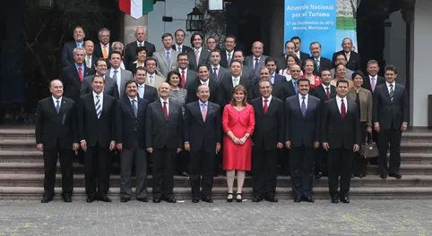Reconoce gobierno federal trabajo en materia turística de RMV