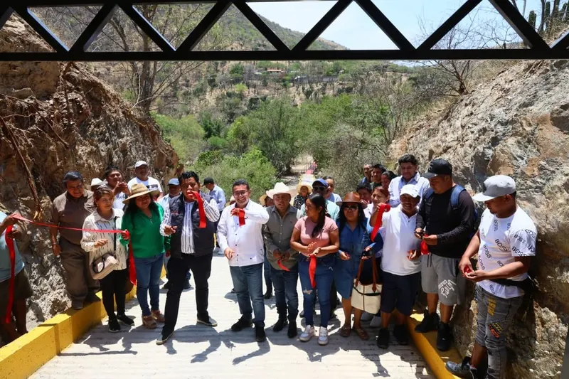 congreso-pue-pavel-gaspar-mixteca-poblana