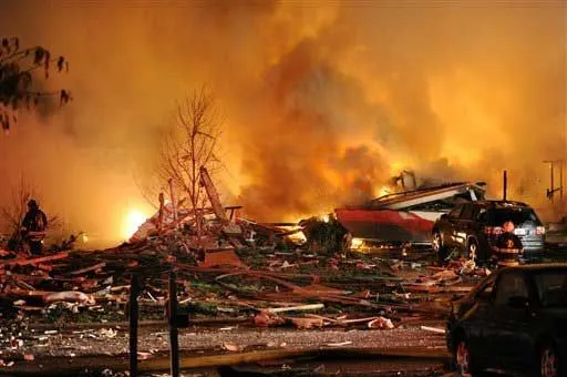 Se registra explosión en Indianápolis; hay dos muertos