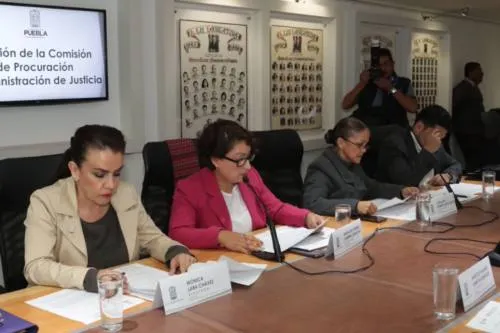 Se aprueban reformas al Código Penal para considerar delitos, violación a la privacidad sexual